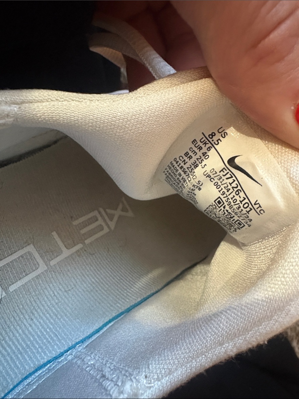Nike Metcons - Picture 3 of 3